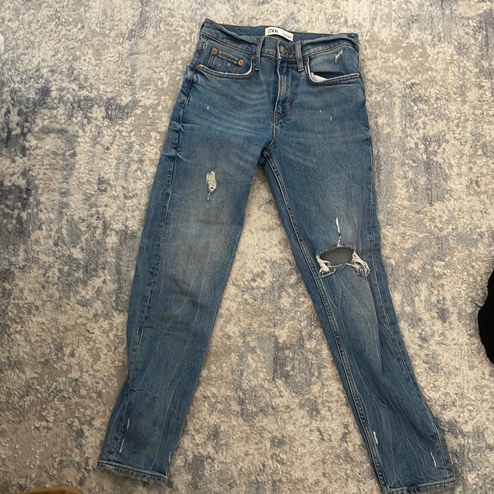 ZARA RIPPED DEMIN JEANS THE SLIM BOYFRIEND IN VALLEY BLUE GREAT CONDITION